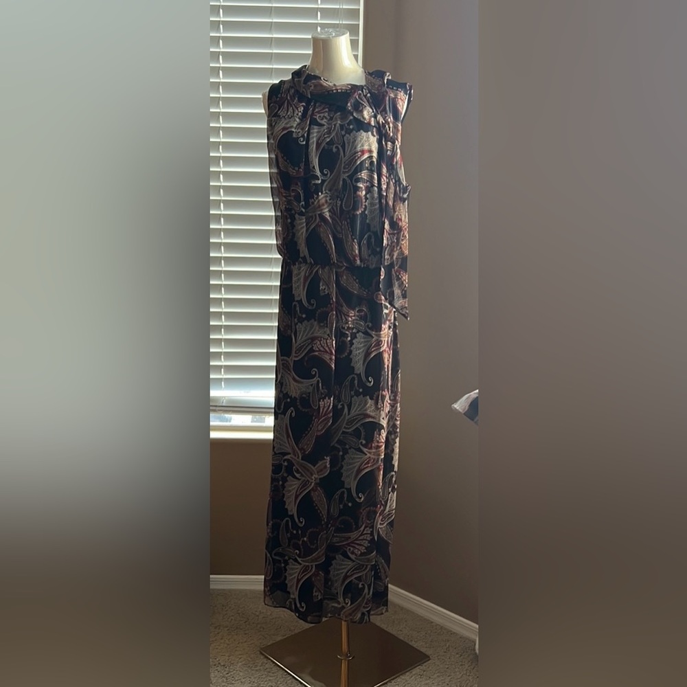 London Times Woman 16w Paisley Halter Dress
